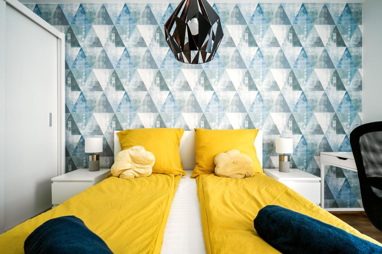 Vig Apartment - With Private Parking Budapest Ngoại thất bức ảnh